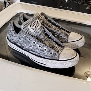 Women's Chuck Taylor Converse Elastic Tongue No Laces Style size 8